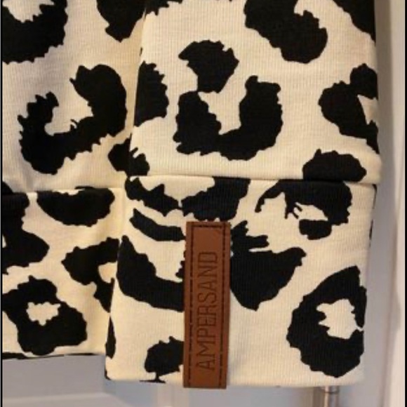 Ampersand & Ave sweater - Picture 3 of 4